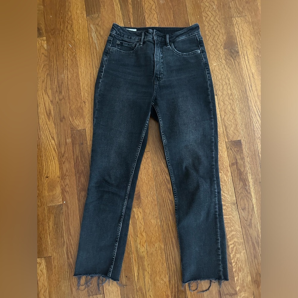 Gap womens vintage slim sky high size 27/4 regular black faded raw hem jeans